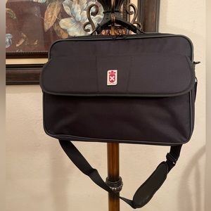 Royal Crest please check all picture of condition